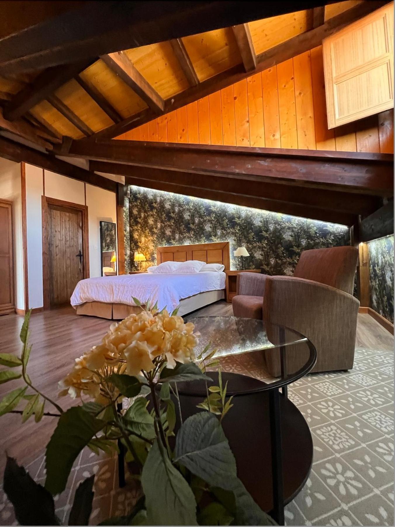 Hotel Rural Restaurante Las Baronas Santa Cruz de la Salceda 외부 사진