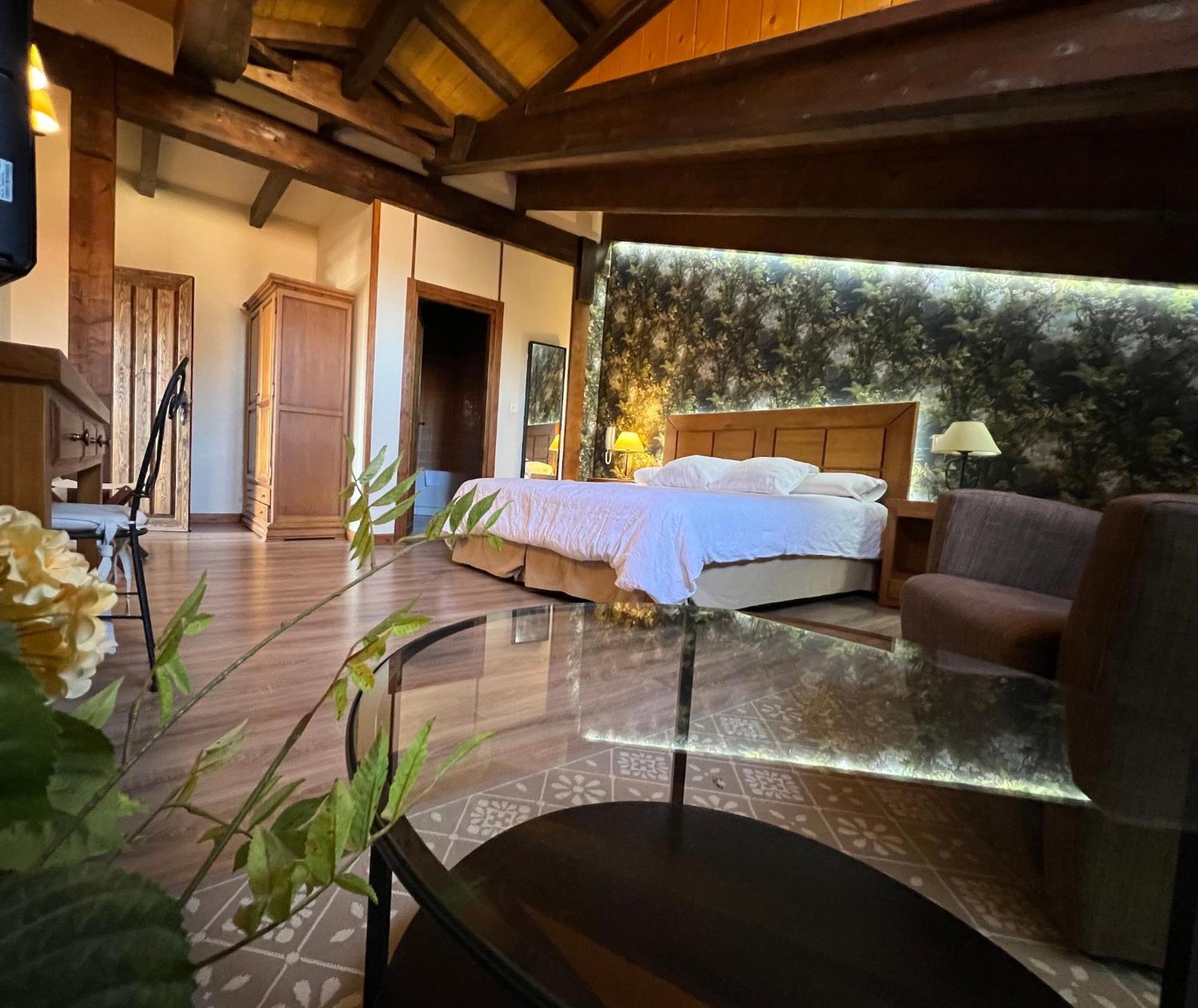 Hotel Rural Restaurante Las Baronas Santa Cruz de la Salceda 외부 사진