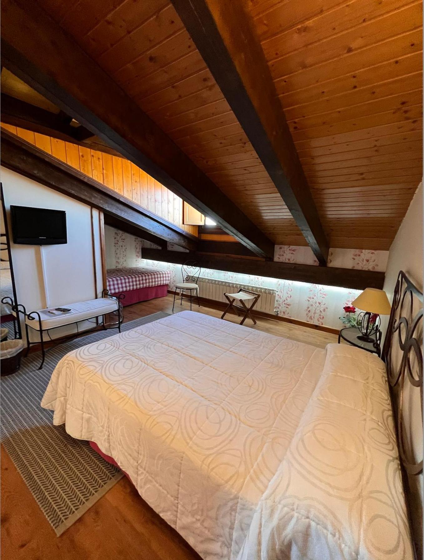 Hotel Rural Restaurante Las Baronas Santa Cruz de la Salceda 외부 사진