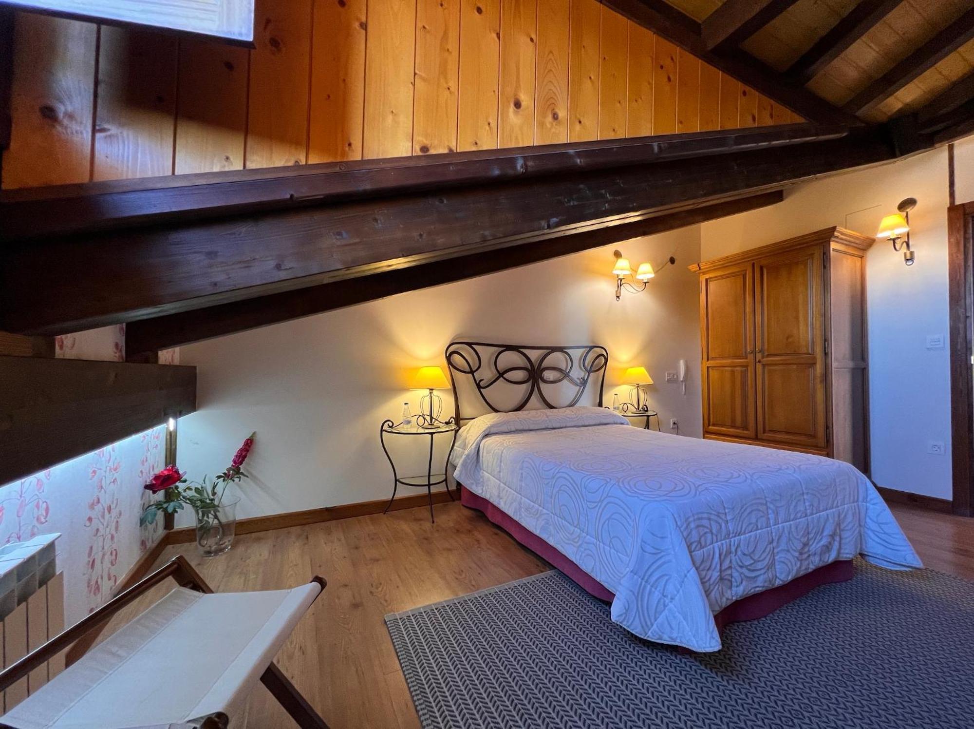 Hotel Rural Restaurante Las Baronas Santa Cruz de la Salceda 외부 사진