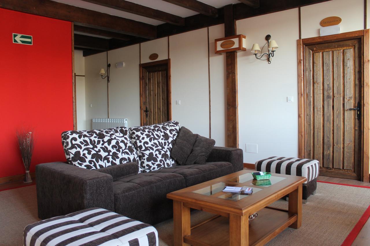Hotel Rural Restaurante Las Baronas Santa Cruz de la Salceda 외부 사진